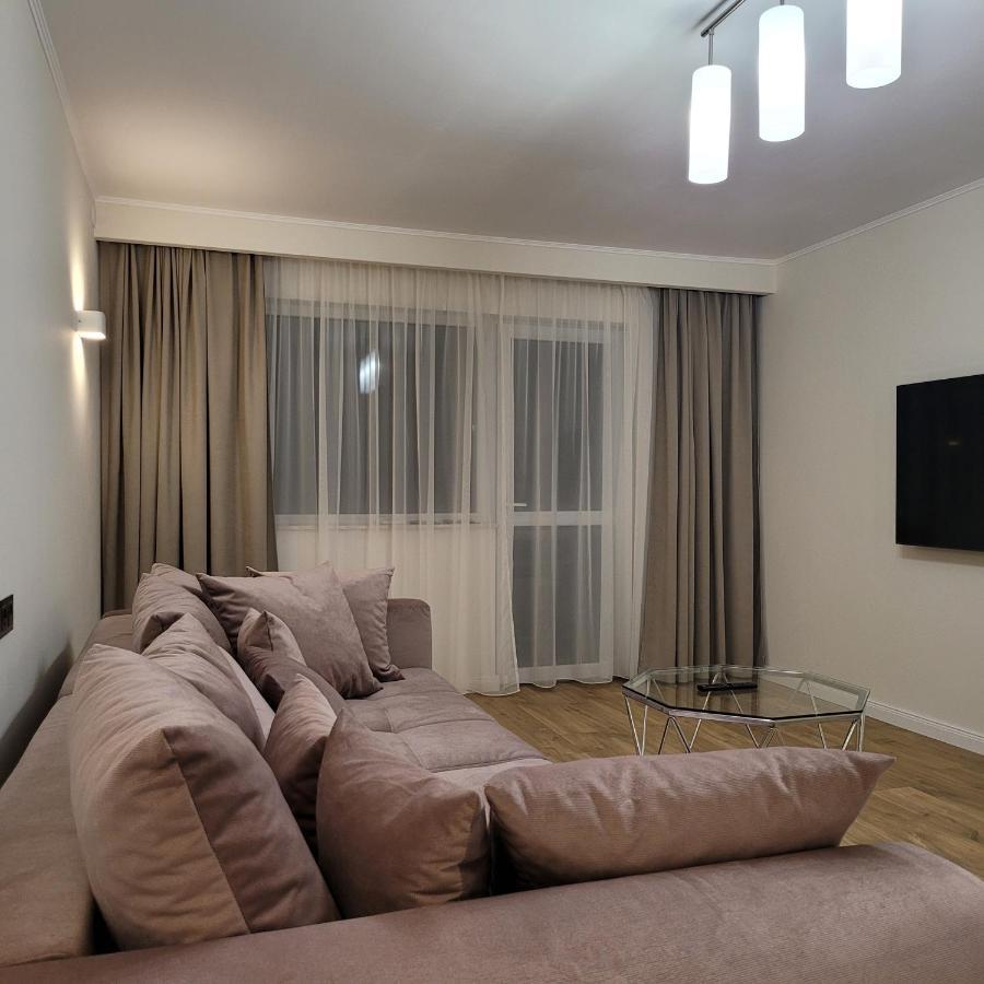 Hermann Apartment Cluj-Napoca Buitenkant foto